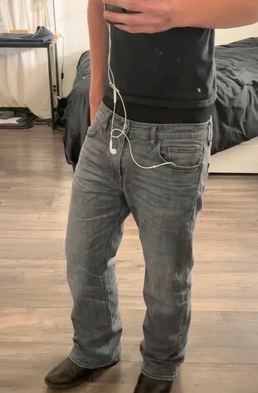 Same jeans after photo enhancement, presented like a shop listing